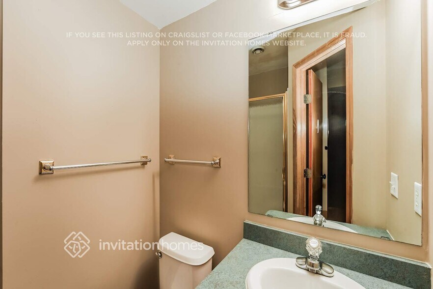 Building Photo - 16128 Harmony Path