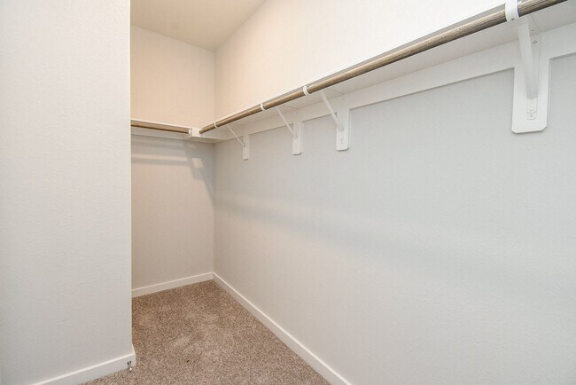 Building Photo - 3322 Verdant Ln