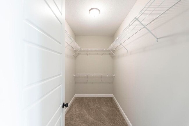 Building Photo - 402 Otters Rdg Dr