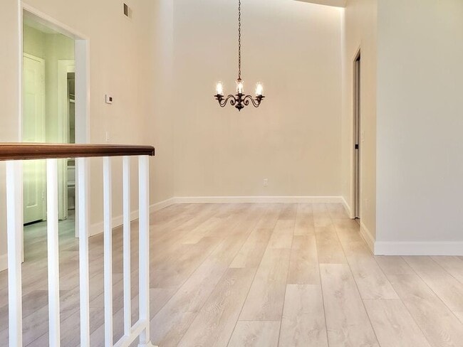 Building Photo - 25685 Fishermans Dr