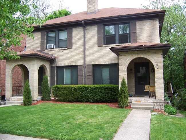 Primary Photo - 705 Kewanna Ave