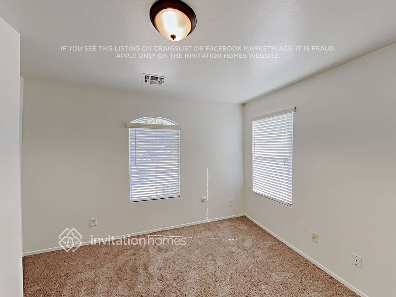 Building Photo - 3036 S 101st Dr