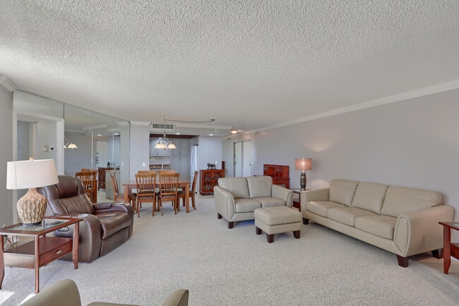 Building Photo - 2800 N Ocean Dr