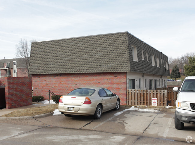 Primary Photo - Hollybrooke Townhomes and Duplexes
