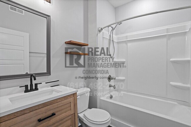 Building Photo - 338 Crusaw Dr