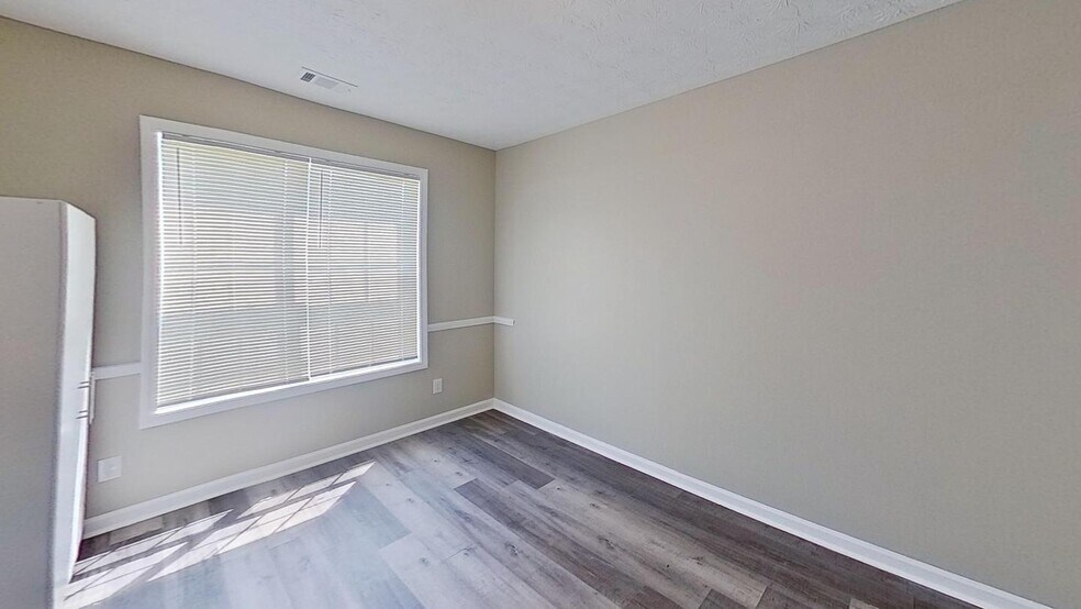 Building Photo - 2128 Silva Ct