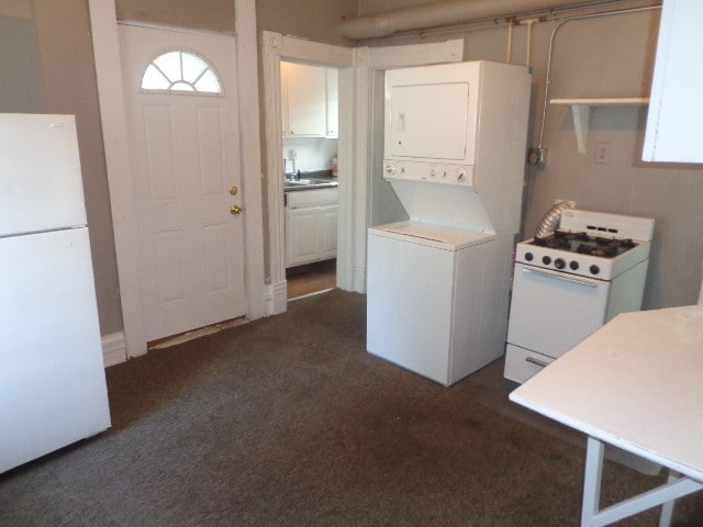 Kitchen - 80 McMillen Ave