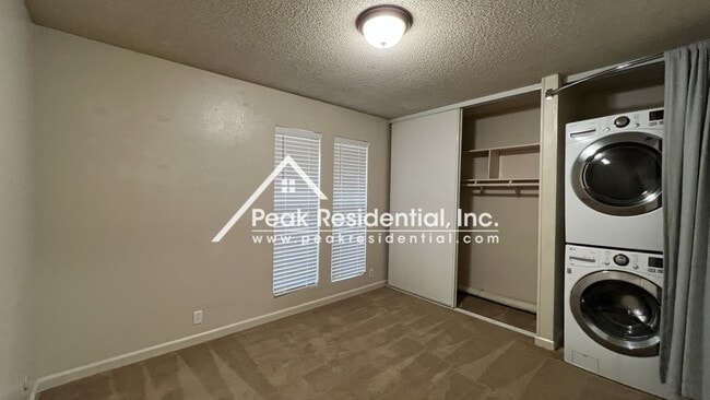 Building Photo - Very Nice Greenhaven 2bd/1ba Condo in Gated Community - Must See