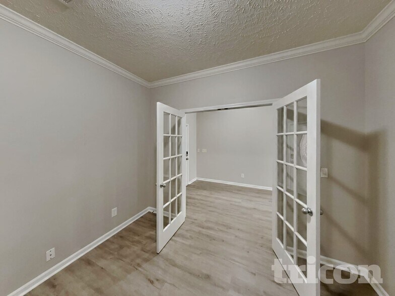 Building Photo - 1030 Ryan Ct