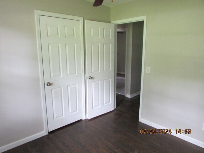 Building Photo - Close to Shaw AFB