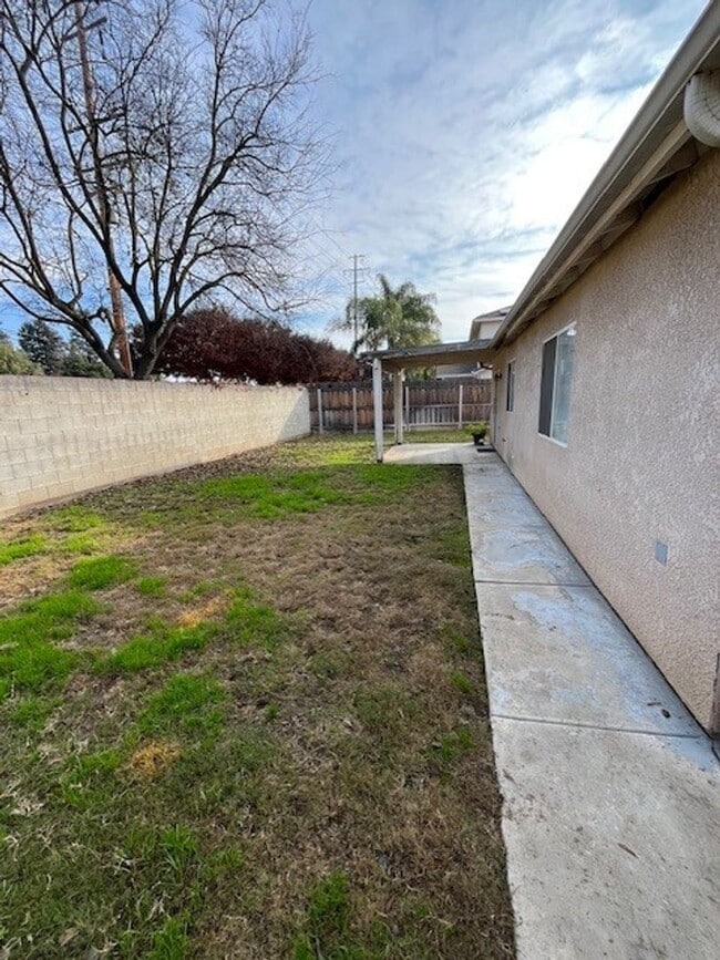 Building Photo - Coming Soon!