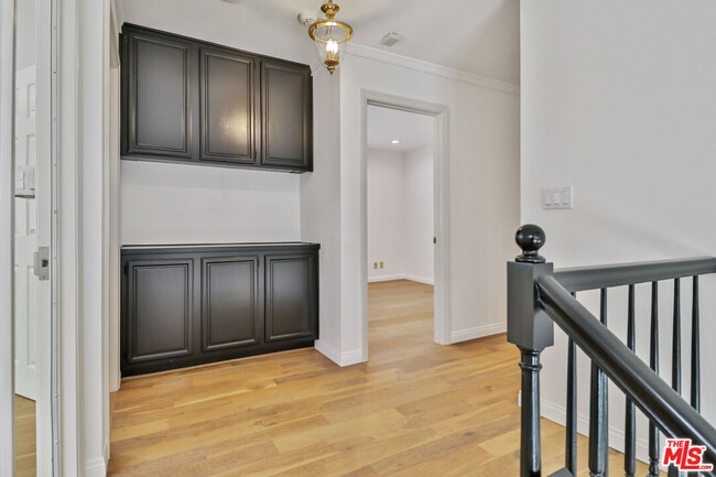Building Photo - 10209 Principe Pl