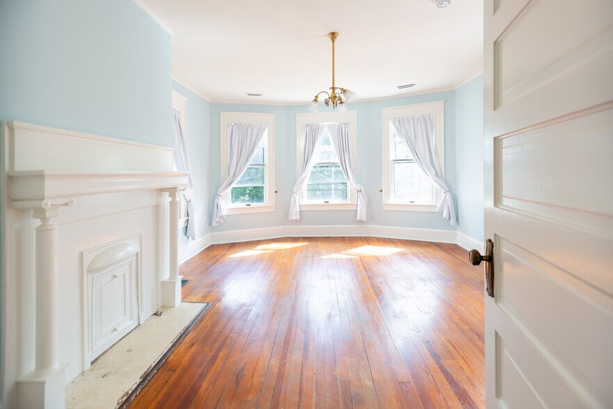 Upstairs Bedroom 3 - 1014 Shepherd St