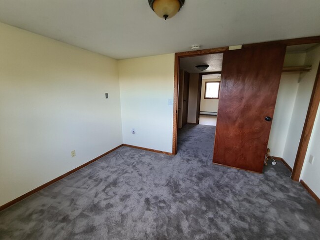 upstairs south bedroom - 301 5th Ave NW