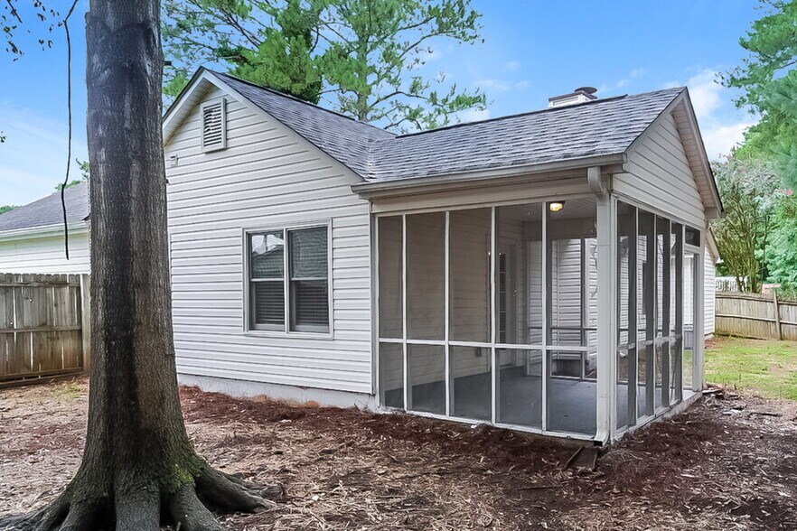 Building Photo - 76 Villa Rosa Dr