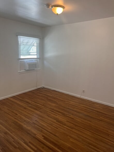 Building Photo - 4277 Tujunga Ave