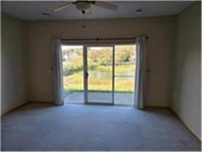 Building Photo - 7445 Timber Crest Dr S