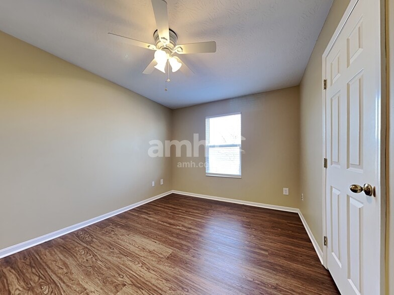 Building Photo - 935 Stone Ridge Ln