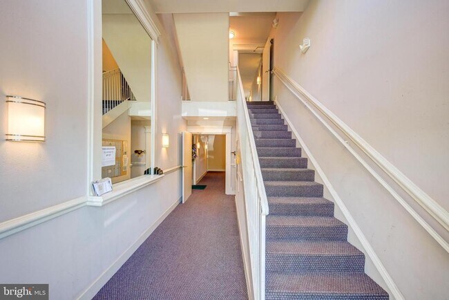 Building Photo - 8905 Stone Creek Pl