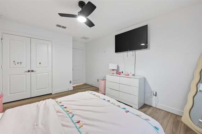 Building Photo - 21642 Laggan Clf Ln