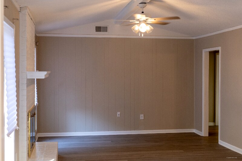 Building Photo - 3093 Barrycrest Dr