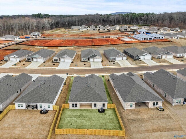 Building Photo - 124 Duskwood Dr