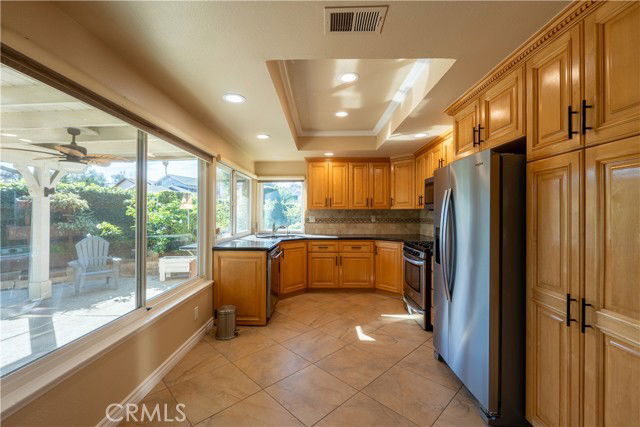 Building Photo - 23640 Vía Calma