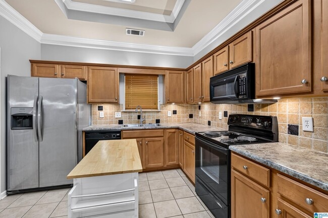 Building Photo - 5317 Cottage Cir