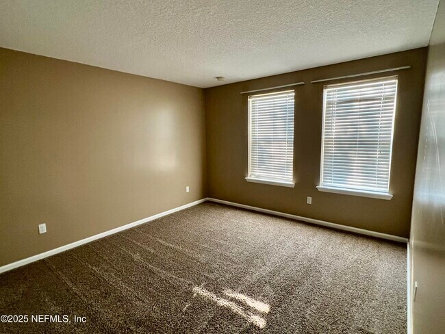 Building Photo - 13660 Chipperfield Ln