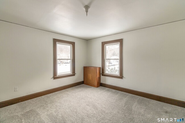 Building Photo - 63 Main St