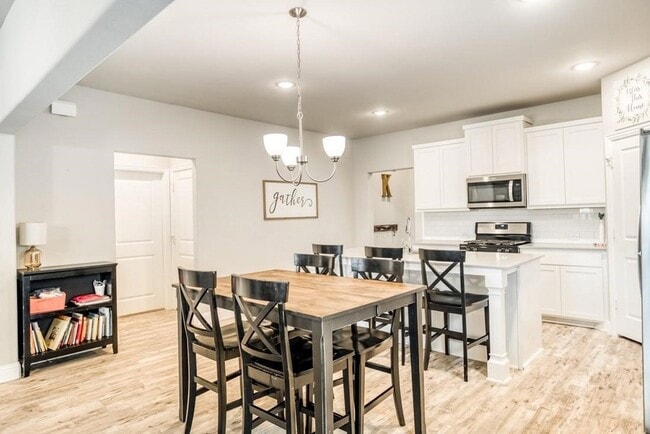 Building Photo - 616 Haven Dr