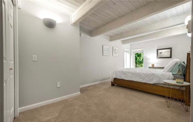 Building Photo - Love at First Sight - Beautiful 3 Bedroom ...