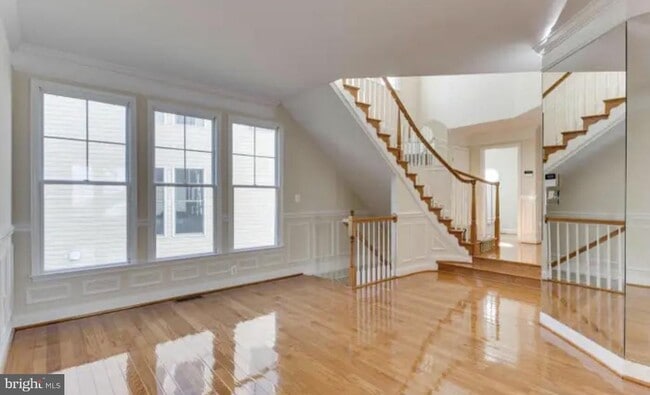 Building Photo - 5634 Tower Hill Cir