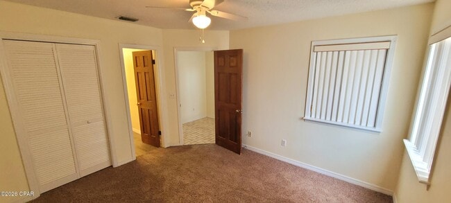 Building Photo - 8730 Thomas Dr