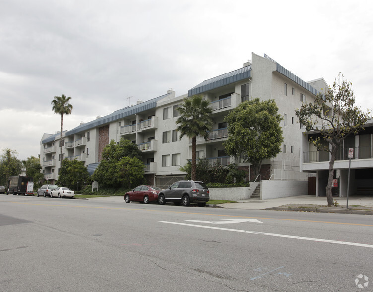 Primary Photo - Moorpark Terrace Apartments