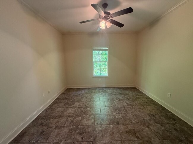 Building Photo - 360 Acadia Lp