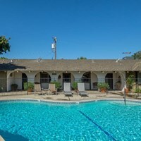 Primary Photo - Casa Del Rio