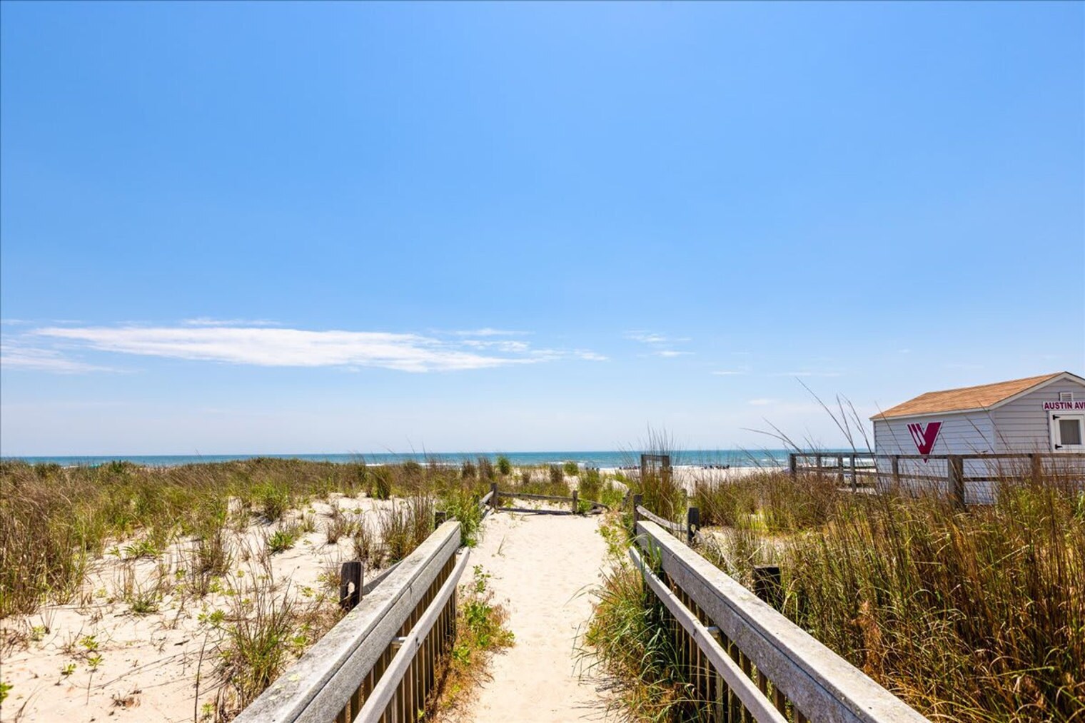 Building Photo - 27 S Oakland Ave