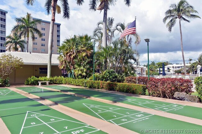 Building Photo - 3300 S Ocean Blvd
