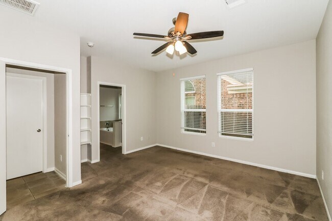Building Photo - 14807 Waverly Hill Ln