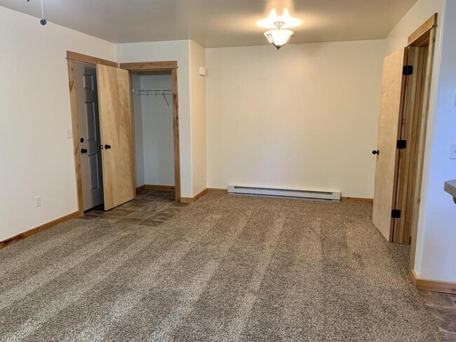 Building Photo - 1021 Enterprise Dr