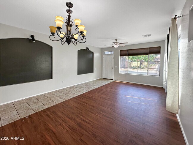 Building Photo - 3078 S Southwind Dr