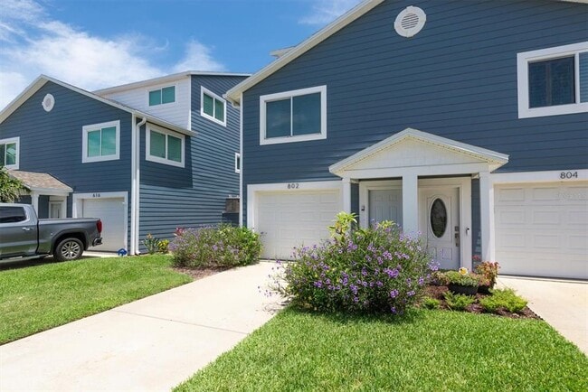Building Photo - 802 Hidden Harbour Dr