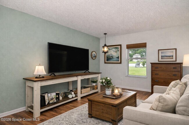 Building Photo - 1410 Vander Ave SE