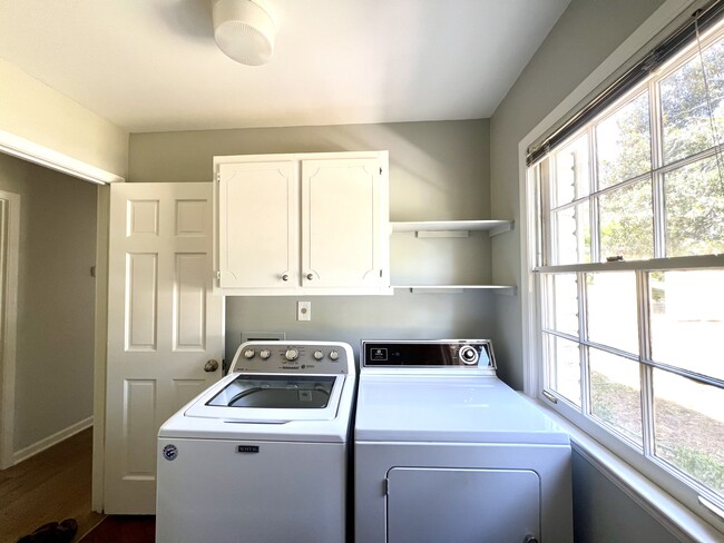 Building Photo - 5599 Bend Creek Rd