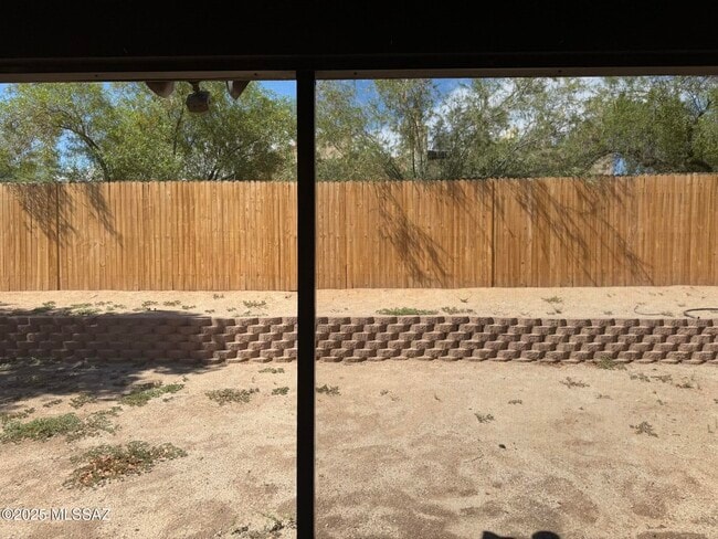 Building Photo - 4420 W Rockwood Dr