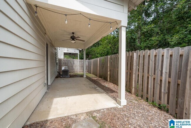 Building Photo - 1509 Cottage Grv