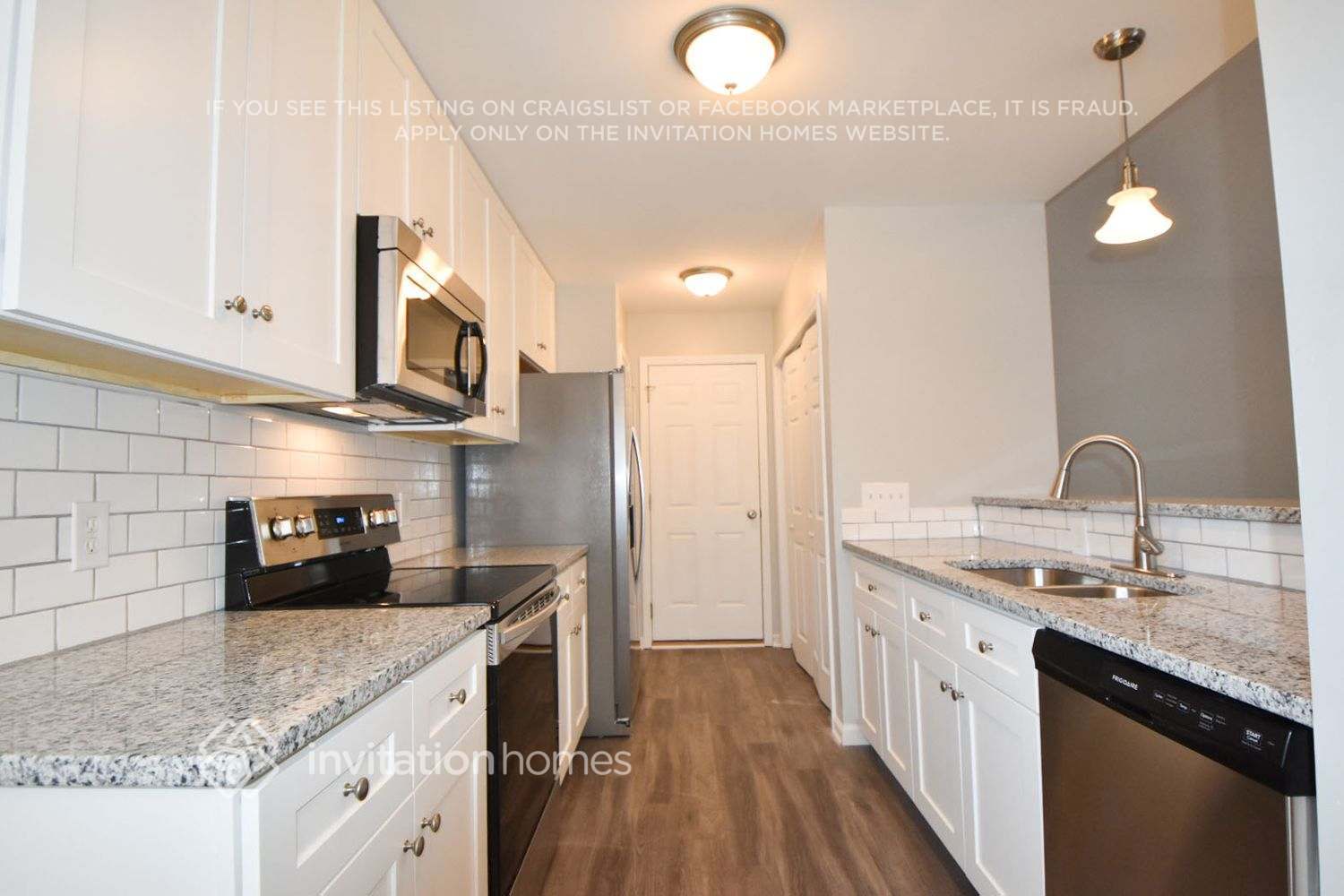 Building Photo - 1008 Bren Village Ct