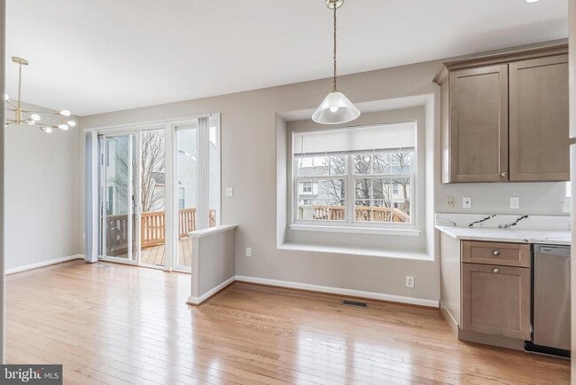 Building Photo - 21765 Tottenham Hale Ct