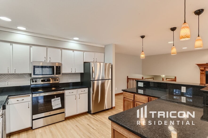 Building Photo - 2805 Saddlebrooke Cir